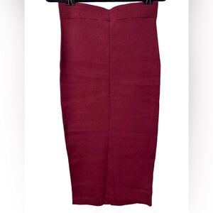 Chic Maroon Pencil Skirt